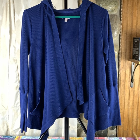 BONGO Tops - Bongo Women’s Large Hoodie